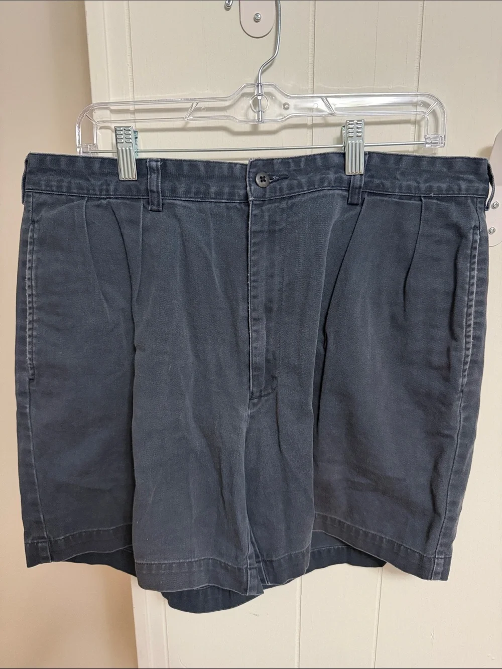 Ralph Lauren Men's Navy Pleated Cotton Shorts